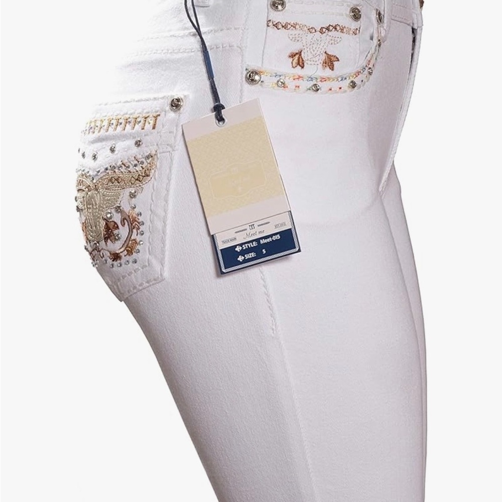 Elegant White Embroidered Skinny Jeans